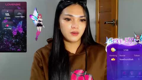 Snapshot of hollywoodbitch chatting on February 2025 10:52:01 AM Isabella Marie online show from February 2025 10:52:01 AM