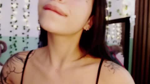 holly online show from December 2024 08:57:02 PM