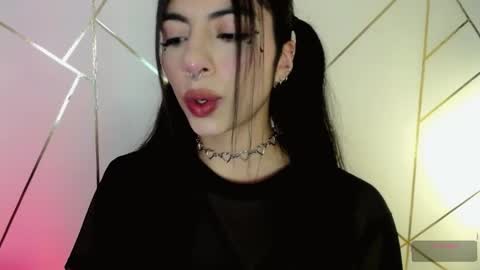 holly online show from March 2025 03:38:02 PM