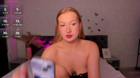 Emma online show from September 2025 12:15:01 AM