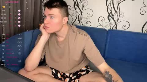 holy_eggs_00 online show from March 2026 08:05:01 PM