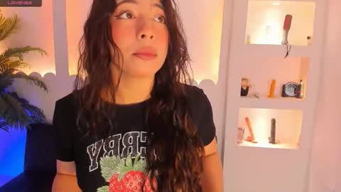 Snapshot of holy_lux22 chatting on May 2026 11:40:01 AM Holy Lux online show from May 2026 11:40:01 AM