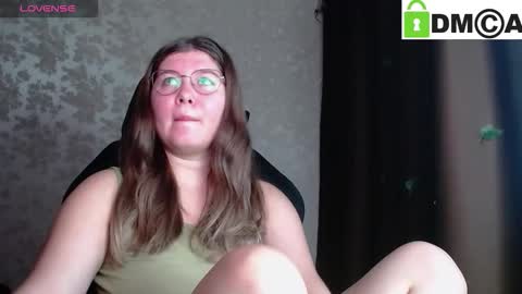 Welcome guys  Pleasure to see you all here  My name is MichaelaTip menu is active Private is open  online show from October 2025 03:39:02 AM