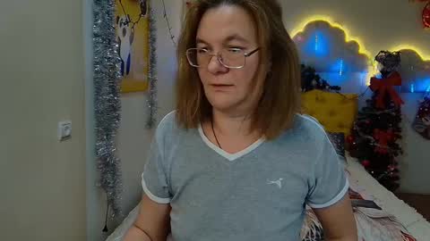 holymilfa online show from December 2024 04:29:02 PM