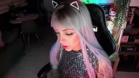 Mila Purple online show from February 2026 12:38:01 AM