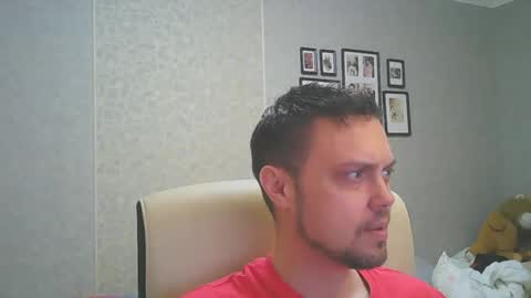 Snapshot of honesttojoy chatting on December 2024 10:58:02 AM Henry online show from December 2024 10:58:02 AM