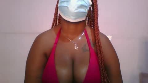 Snapshot of honey_beb chatting on September 2025 02:57:01 AM honey_beb online show from September 2025 02:57:01 AM