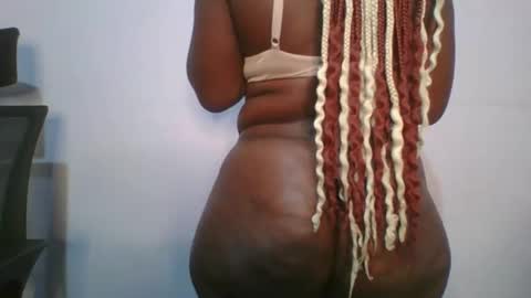 Snapshot of honey_beb chatting on October 2025 04:54:01 AM honey_beb online show from October 2025 04:54:01 AM