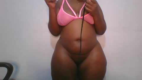 Snapshot of honey_beb chatting on October 2025 05:59:01 PM honey_beb online show from October 2025 05:59:01 PM