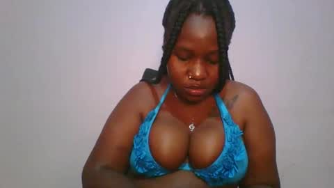 Snapshot of honey_beb chatting on November 2025 05:00:01 PM honey_beb online show from November 2025 05:00:01 PM