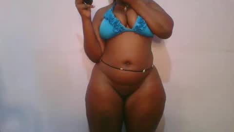 Snapshot of honey_beb chatting on November 2025 06:23:02 AM honey_beb online show from November 2025 06:23:02 AM