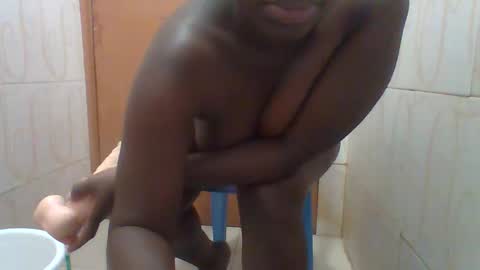 Snapshot of honey_beb chatting on December 2025 10:16:01 PM honey_beb online show from December 2025 10:16:01 PM