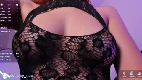Snapshot of honey_bitee chatting on May 2026 01:57:16 AM Hi Im Annie vic Your dreams came true online show from May 2026 01:57:16 AM