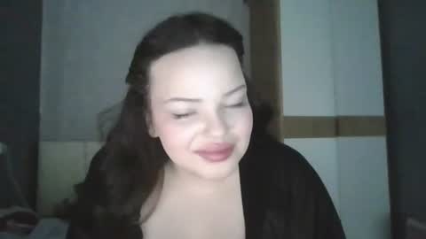 Snapshot of honey_miracle chatting on June 2026 04:57:01 AM honey_miracle online show from June 2026 04:57:01 AM