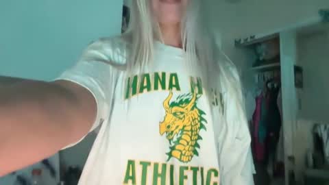 Snapshot of honeybun_z chatting on September 2025 08:58:02 PM honeybun_z online show from September 2025 08:58:02 PM