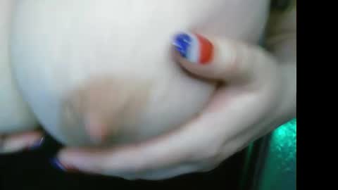Snapshot of honeychambers chatting on July 2026 10:20:01 PM honeychambers online show from July 2026 10:20:01 PM