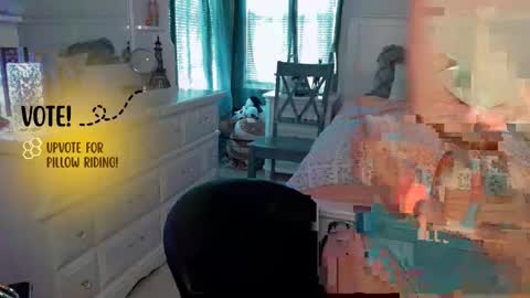 honeymaebae online show from April 2026 09:39:33 PM