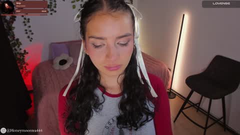       online show from January 2025 04:16:02 AM