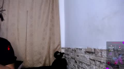 Snapshot of honeypussy3021 chatting on April 2026 08:28:02 AM Victoria online show from April 2026 08:28:02 AM