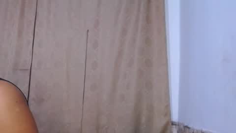 Snapshot of honeypussy3021 chatting on May 2026 08:52:02 AM Victoria online show from May 2026 08:52:02 AM