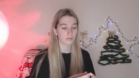 honeyveil online show from January 2026 11:24:02 AM