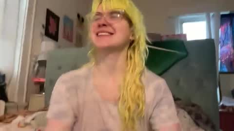 Emi Rose online show from March 2026 10:28:01 PM