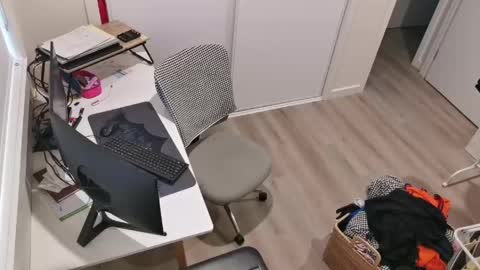 hopefulguy86 online show from June 2026 01:00:01 AM