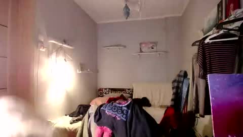 Snapshot of horndemonroxy chatting on January 2025 10:54:02 PM Roxy online show from January 2025 10:54:02 PM