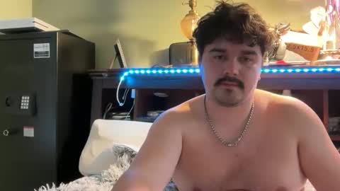 Snapshot of horneenbored chatting on January 2026 10:13:02 PM horneenbored online show from January 2026 10:13:02 PM