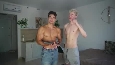 Extaz Athrey Howard online show from March 2026 03:39:01 PM