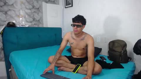 MILET Y FOX   online show from January 2026 05:51:02 PM