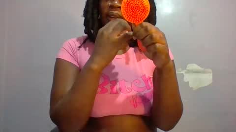 Snapshot of horny_hearts chatting on May 2026 03:03:02 AM phanice online show from May 2026 03:03:02 AM
