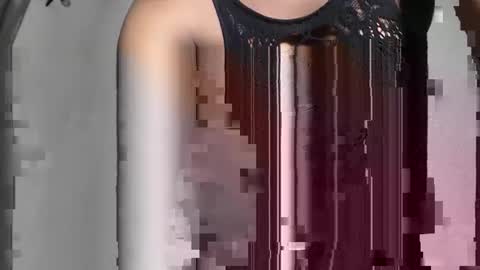 Iris online show from November 2025 07:25:01 PM