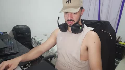 Lukas online show from October 2025 03:23:02 PM