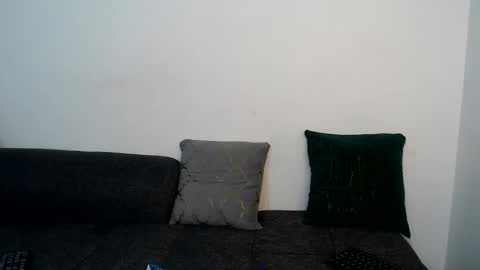 horny_princcess online show from February 2026 01:40:01 PM