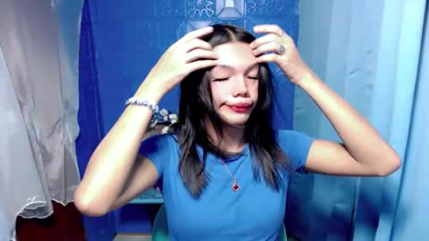 Snapshot of horny_rhiana chatting on December 2025 11:02:01 PM Rhiana online show from December 2025 11:02:01 PM