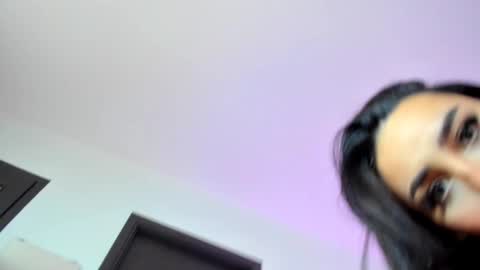 Emma online show from December 2024 09:30:02 AM