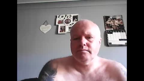 hornyguy19781978 online show from April 2026 12:41:01 PM