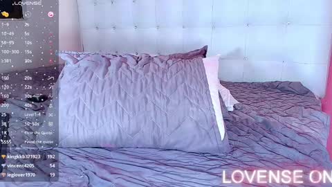 Valentina  online show from December 2024 03:46:01 PM