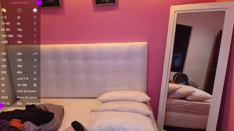 Valentina  online show from February 2025 12:37:01 PM