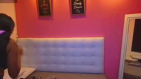 Valentina  online show from February 2025 12:24:01 PM