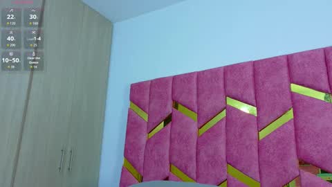 Valentina  online show from November 2025 12:27:02 PM