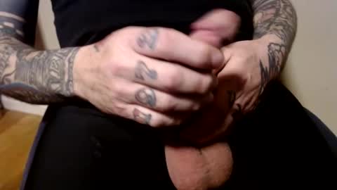 Snapshot of hornyhumpers chatting on February 2025 11:22:02 PM Hornyhumper online show from February 2025 11:22:02 PM