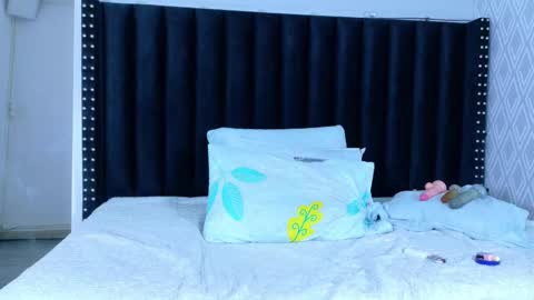 Snapshot of hornylatimommy chatting on February 2026 07:09:02 PM Natasha online show from February 2026 07:09:02 PM