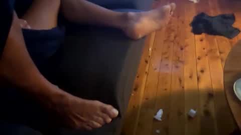 hornyonelooking1 online show from October 2025 10:56:01 AM