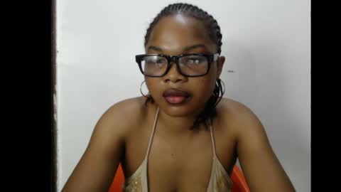 Snapshot of hornyxbum chatting on April 2026 05:32:02 PM hornyxbum online show from April 2026 05:32:02 PM