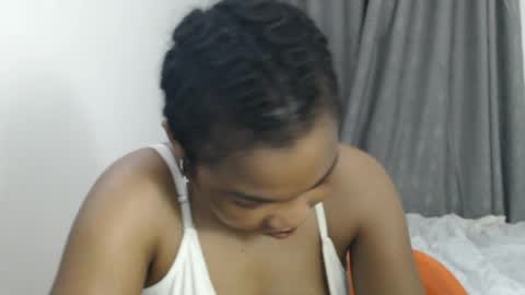 Snapshot of hornyxbum chatting on May 2026 02:20:02 AM hornyxbum online show from May 2026 02:20:02 AM