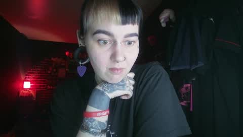 Snapshot of horror_circus chatting on December 2024 04:03:02 AM Messalina Horror online show from December 2024 04:03:02 AM