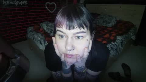 Messalina Horror online show from November 2025 01:08:02 AM