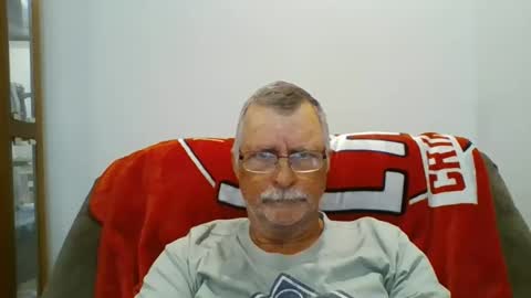 Snapshot of hot4tightholes chatting on May 2026 01:29:02 PM hot4tightholes online show from May 2026 01:29:02 PM